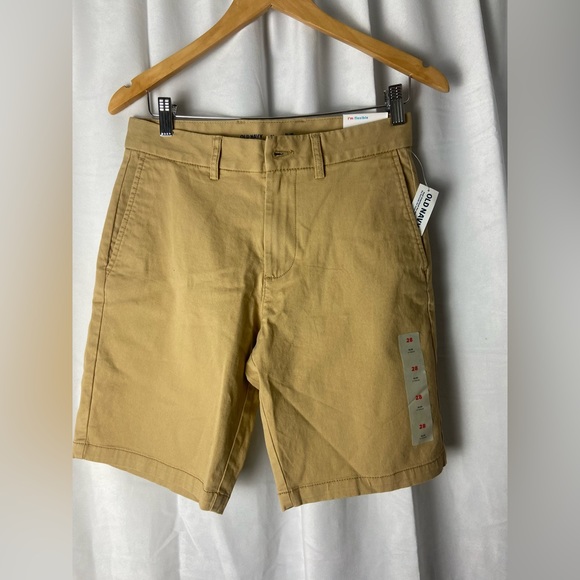 Old Navy Slim Khaki Shorts Size 28 NEW - Picture 1 of 7